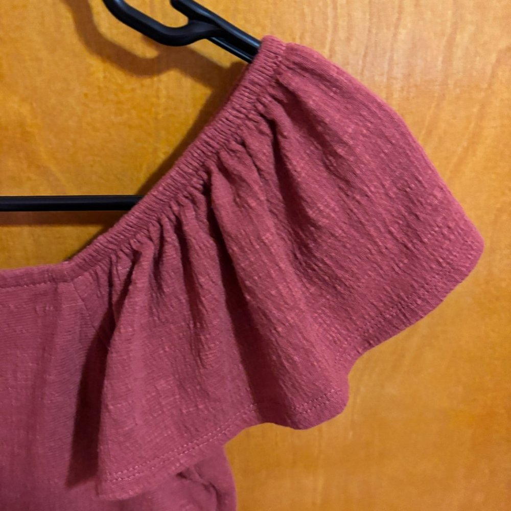 Live To Be Spoiled Maroon Crop Top with Front Tie‎ - Picture 11 of 12